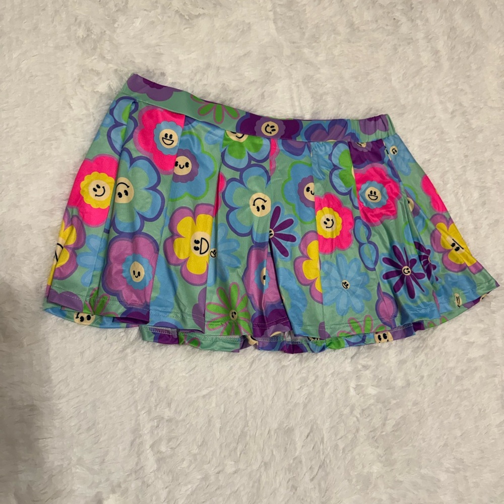 New 1x short stretchy pleated happy face rave raver festival skirt hippie boho